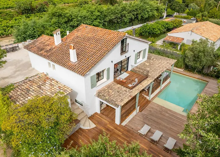 Maison St Tropez Dans Les Vignes * סן טרופז