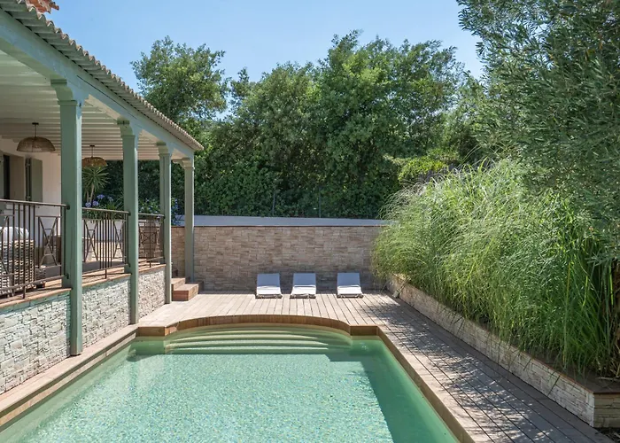 Maison St Tropez Dans Les Vignes וילה